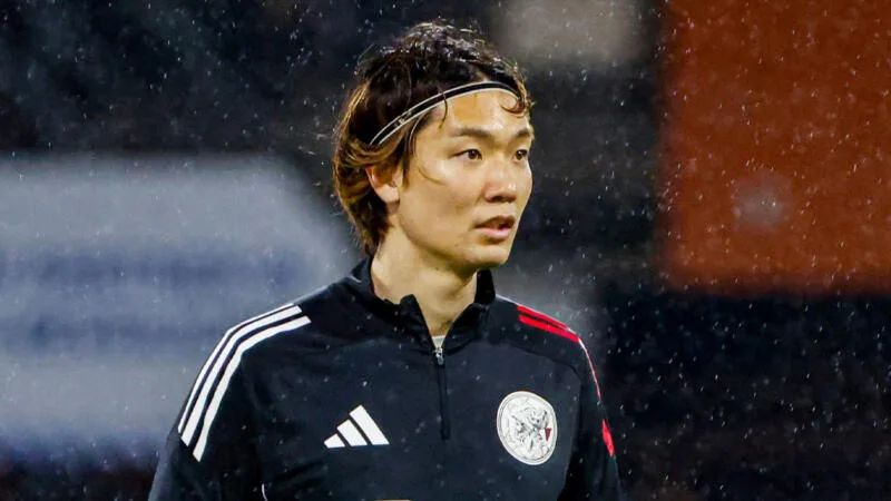 板倉滉、アヤックス退団危機？クラブ幹部が放出再考を提言
